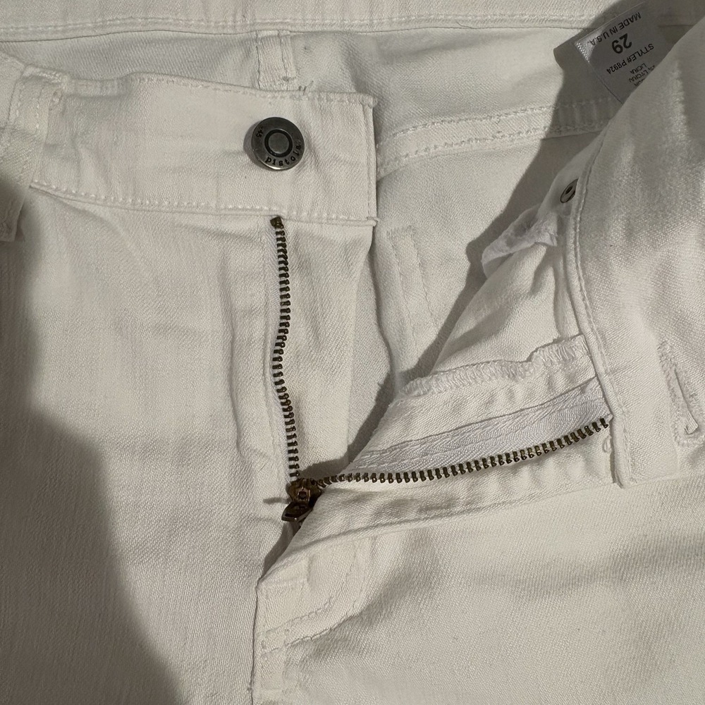 ♾️White Distressed Jeans Sz 29 Raw Hem Slim Straight Pistola♾️ - Picture 5 of 12